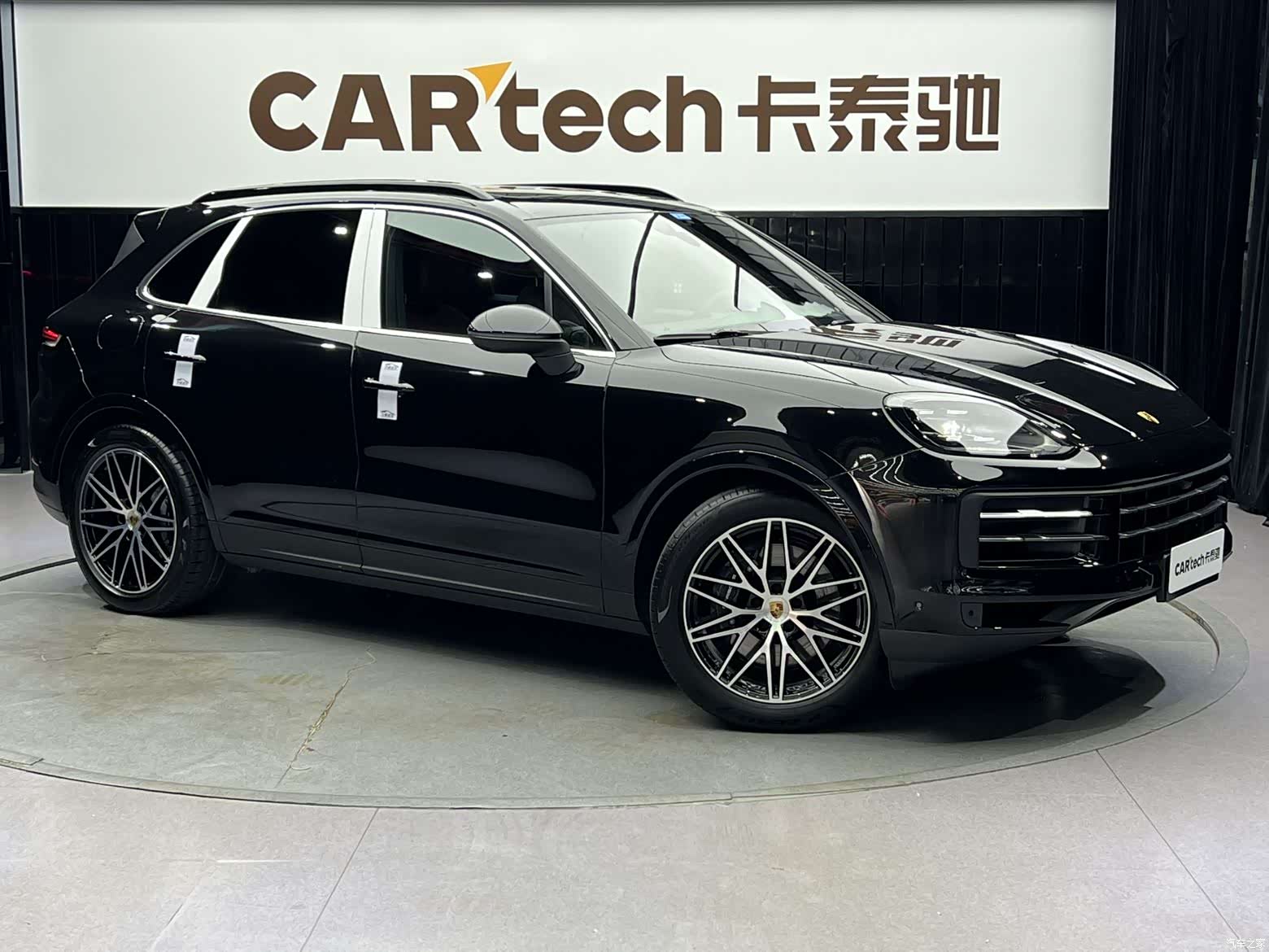 Porsche Cayenne, 2025 3