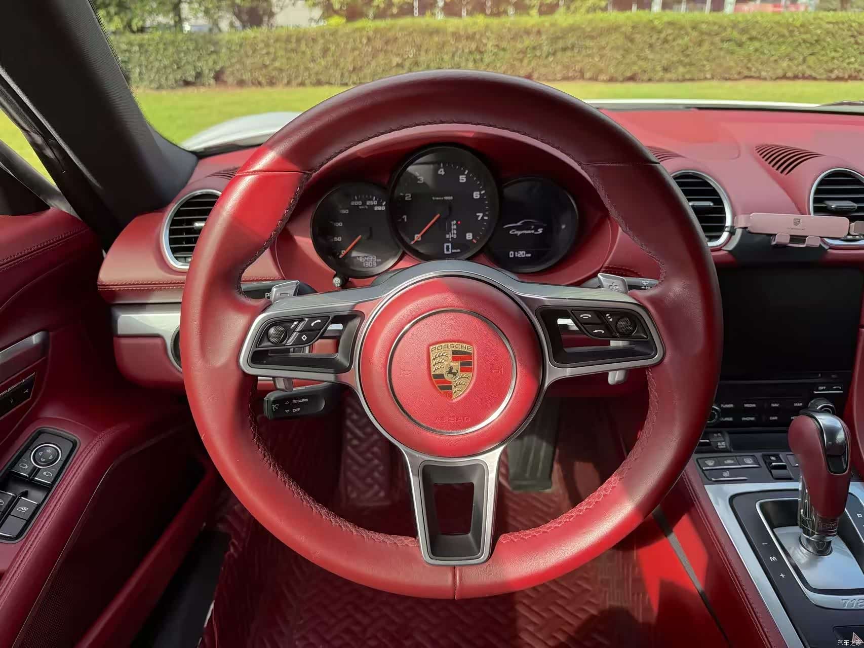 Porsche Cayman, 2021 7