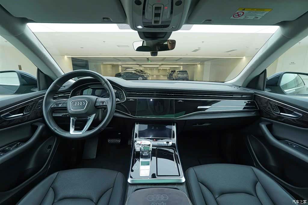 Audi Q8, 2023 20