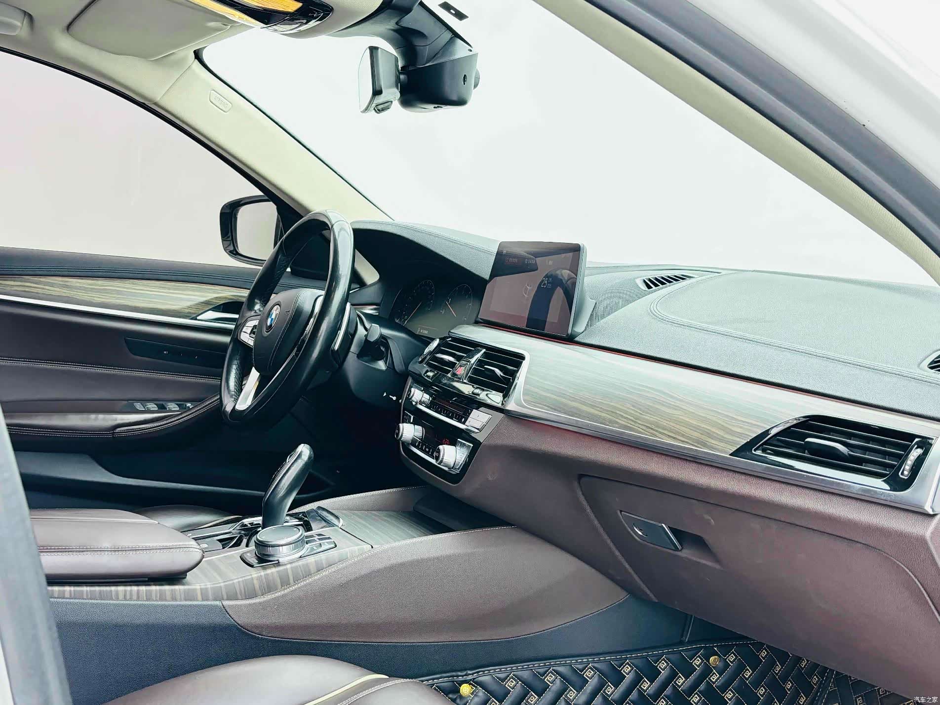 BMW 5 Series, 2018 12