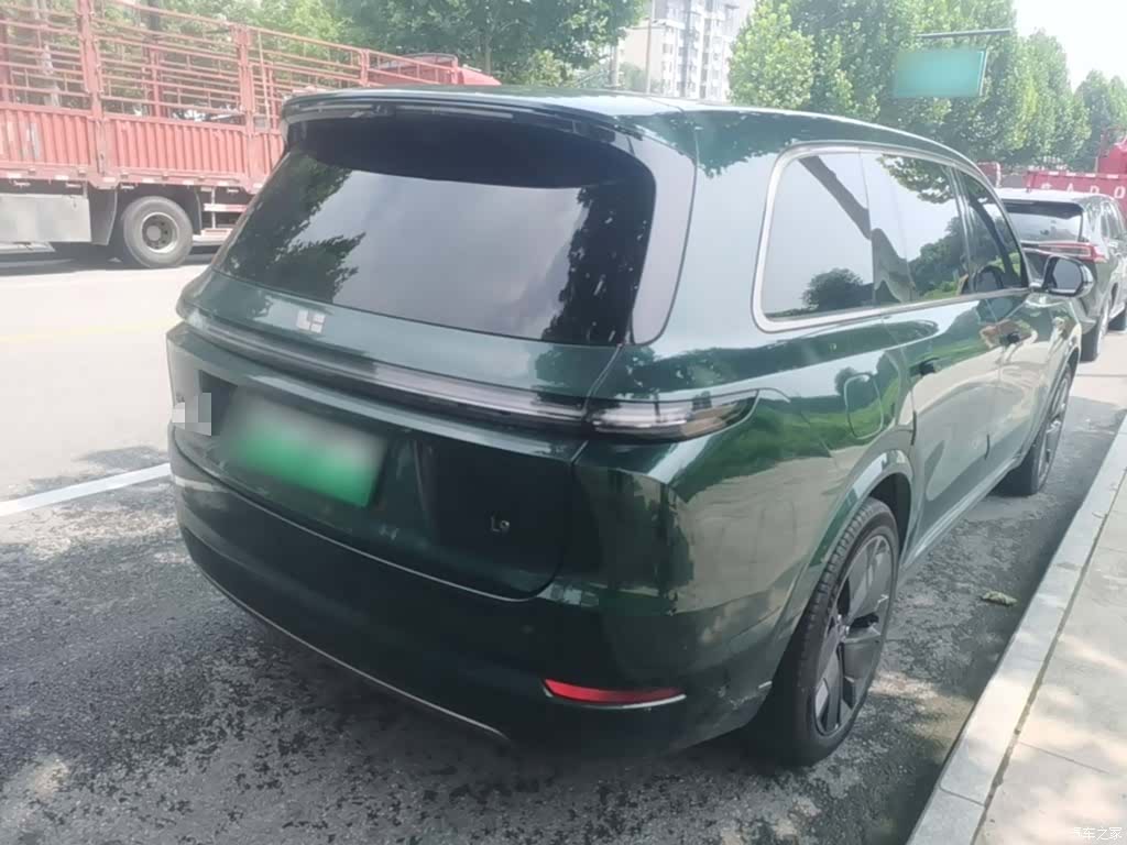 Li Auto L9, 2025 7