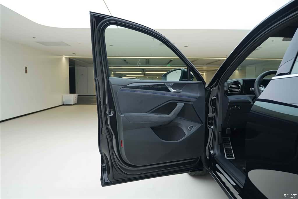 Volkswagen Tiguan L, 2025 16