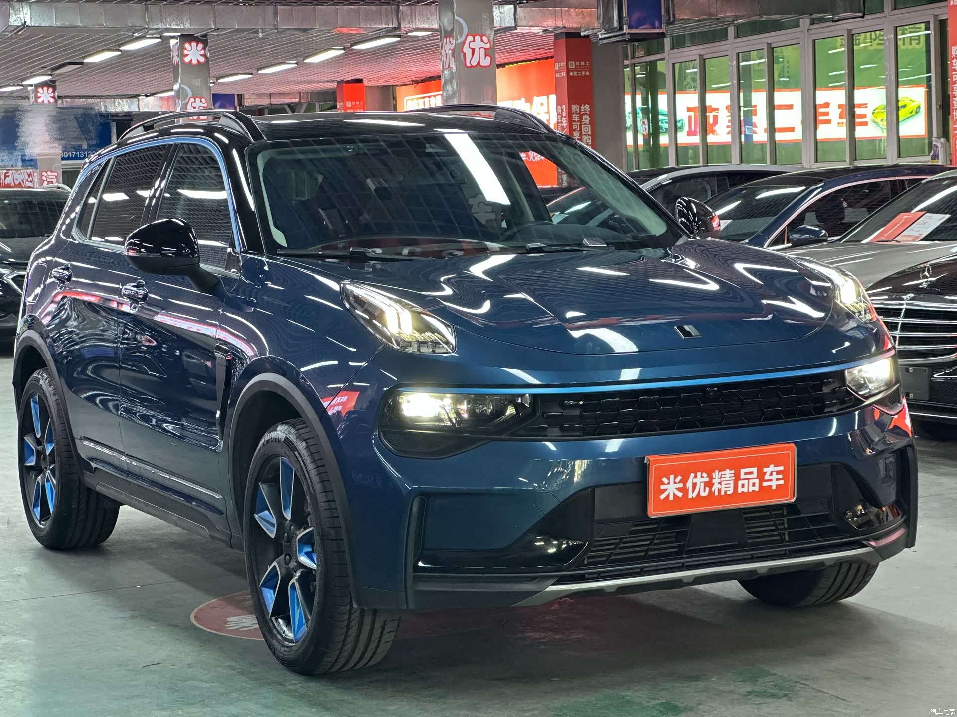 Lynk & Co 01, 2021 все фото