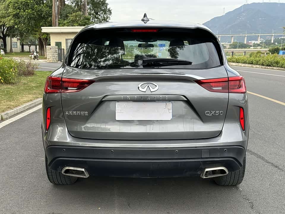 Infiniti QX50
