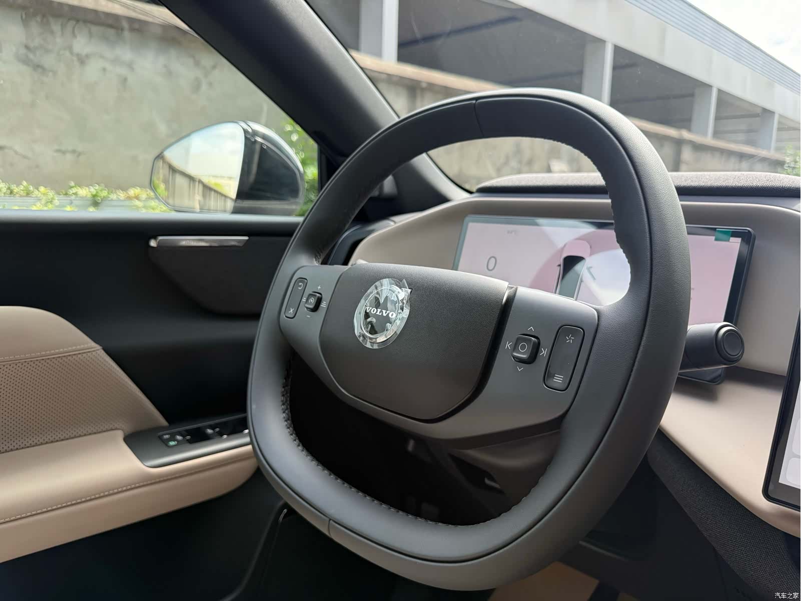 Volvo XC70, 2025 13