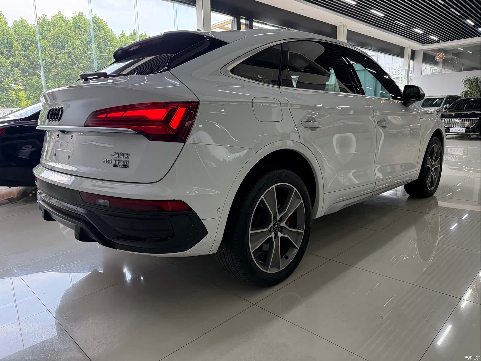 Audi Q5L, 2021 6