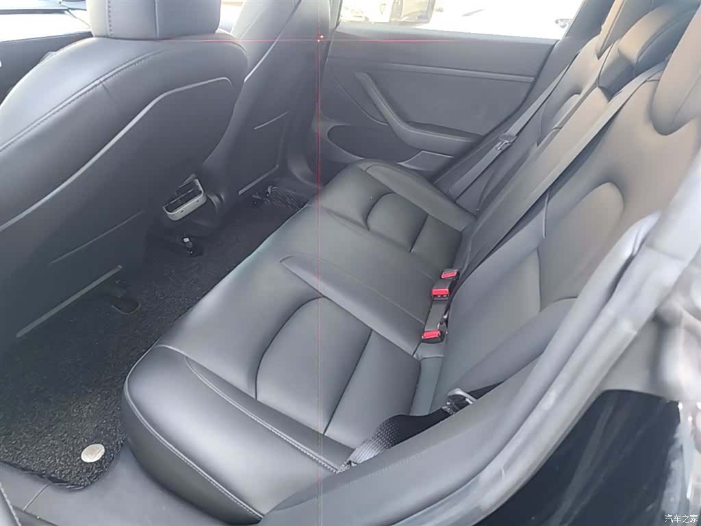 Tesla Model 3, 2021 17