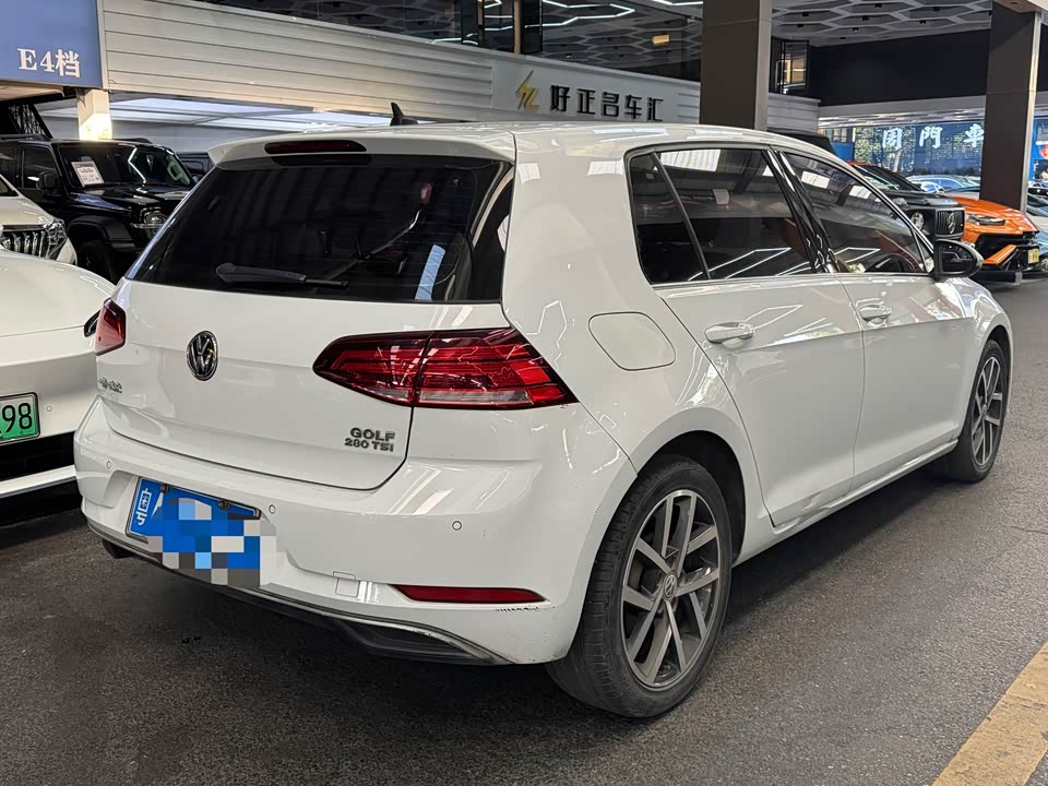 Volkswagen golf