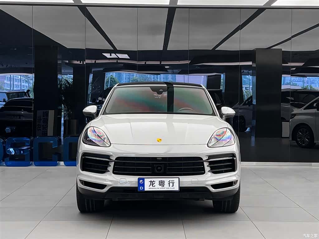 Porsche Cayenne, 2022 2