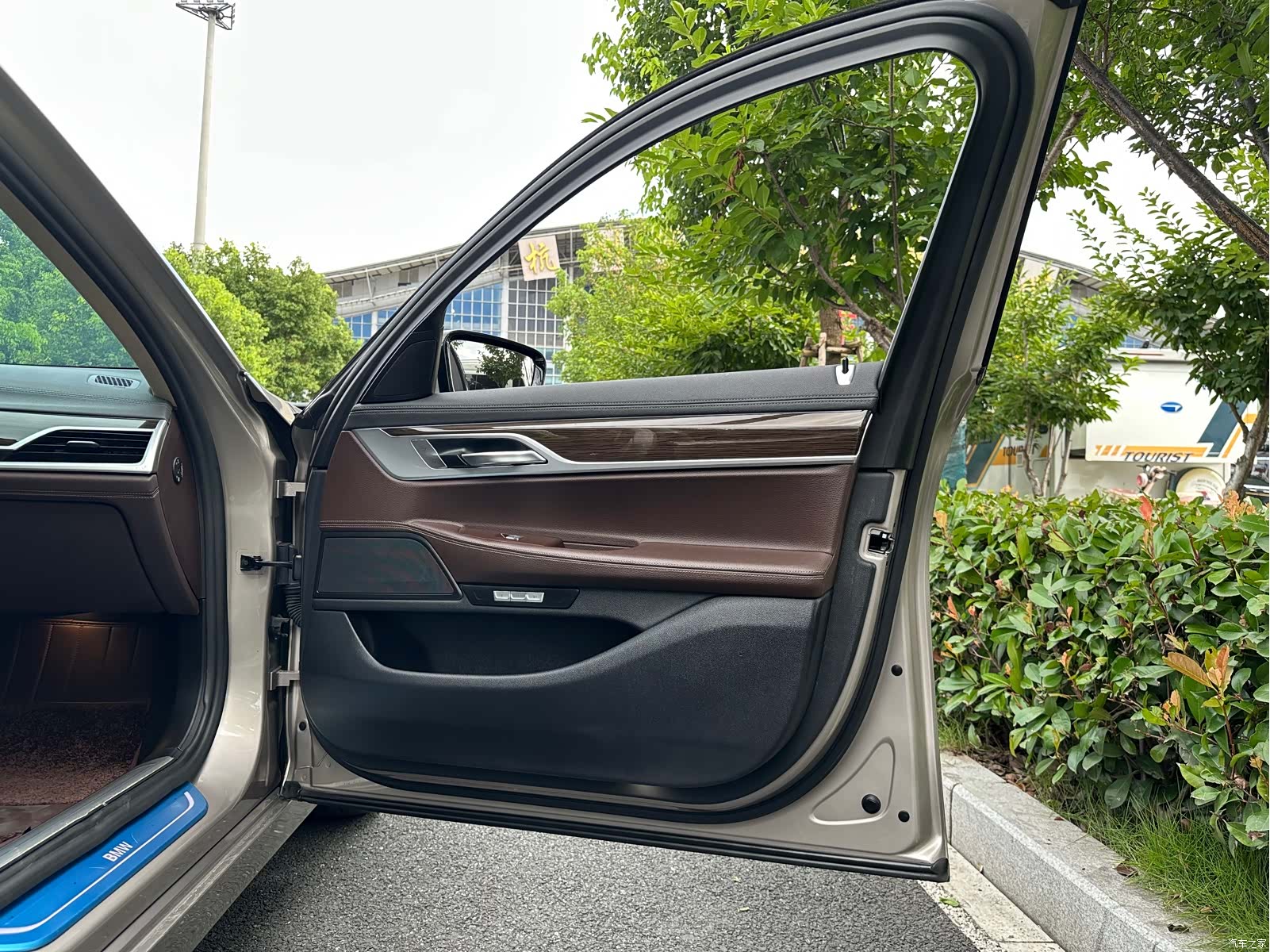 BMW 7 Series, 2017 24