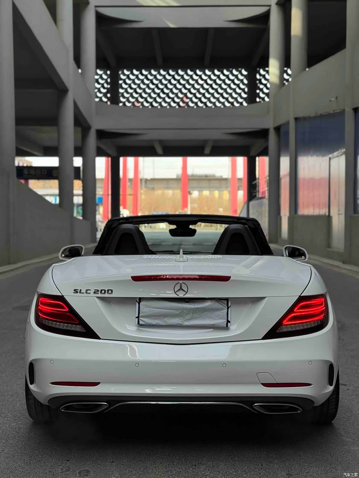 Mercedes-Benz SLC, 2017 4
