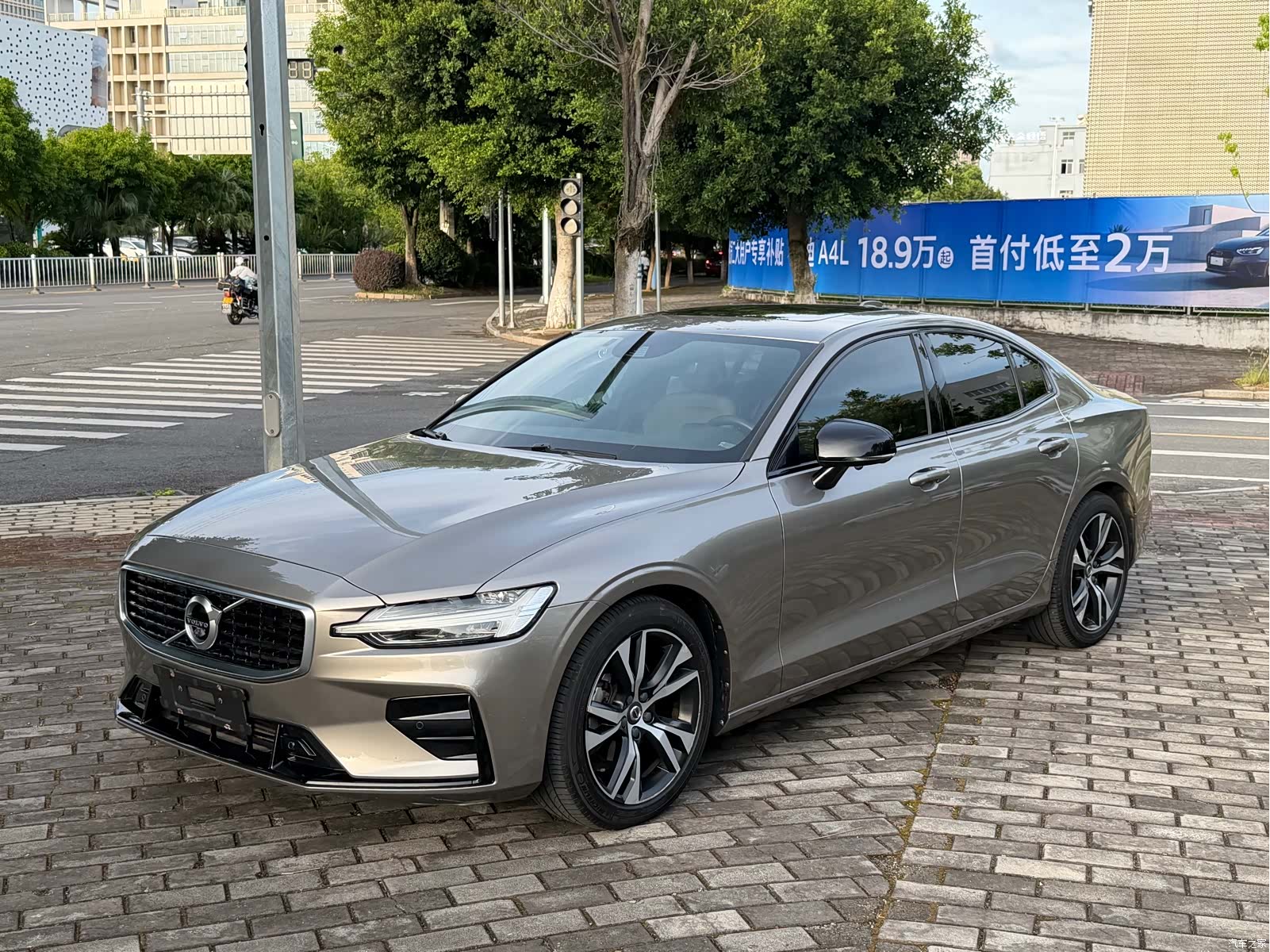 Volvo S60