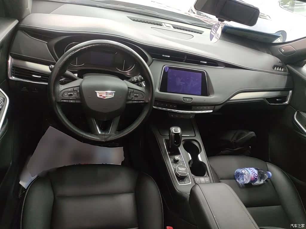 Cadillac XT4, 2019 10