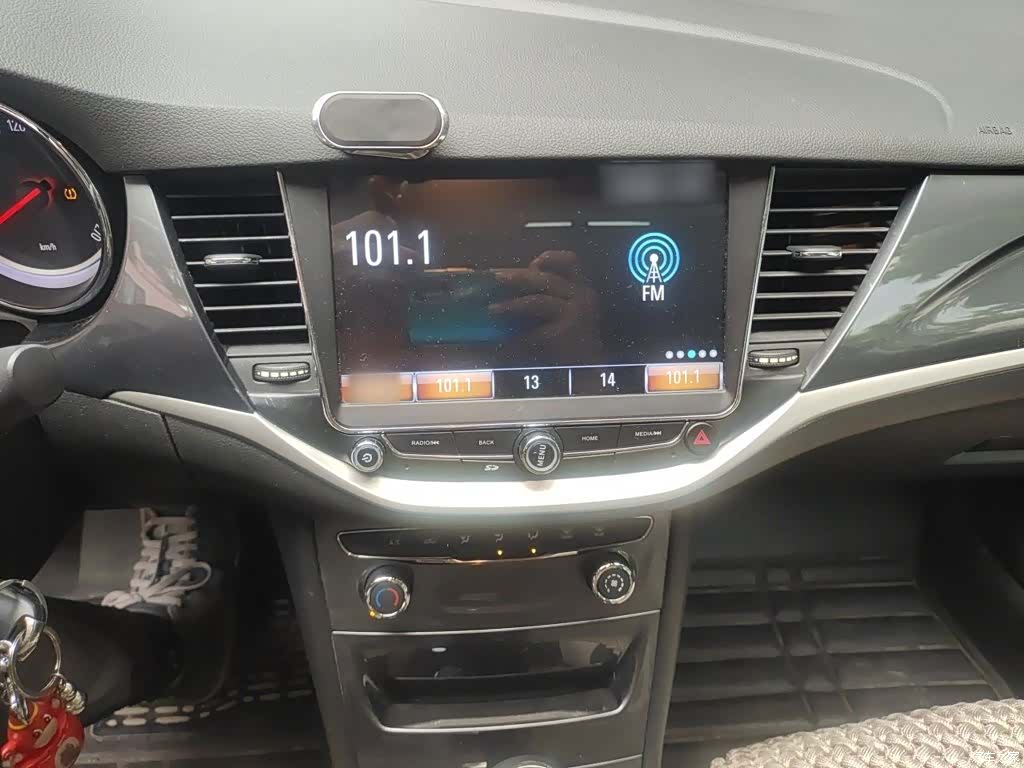 Buick Verano, 2016 6