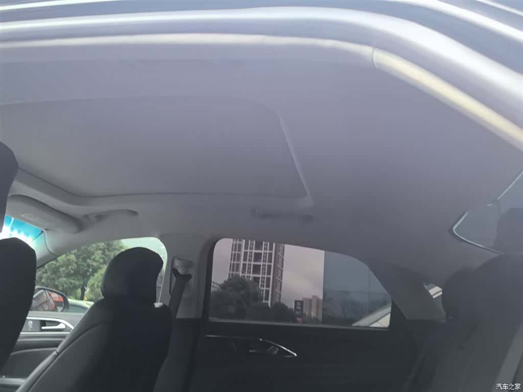Ford Taurus, 2016 18
