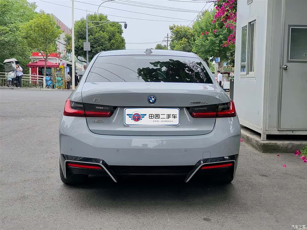 BMW i3, 2024 все фото