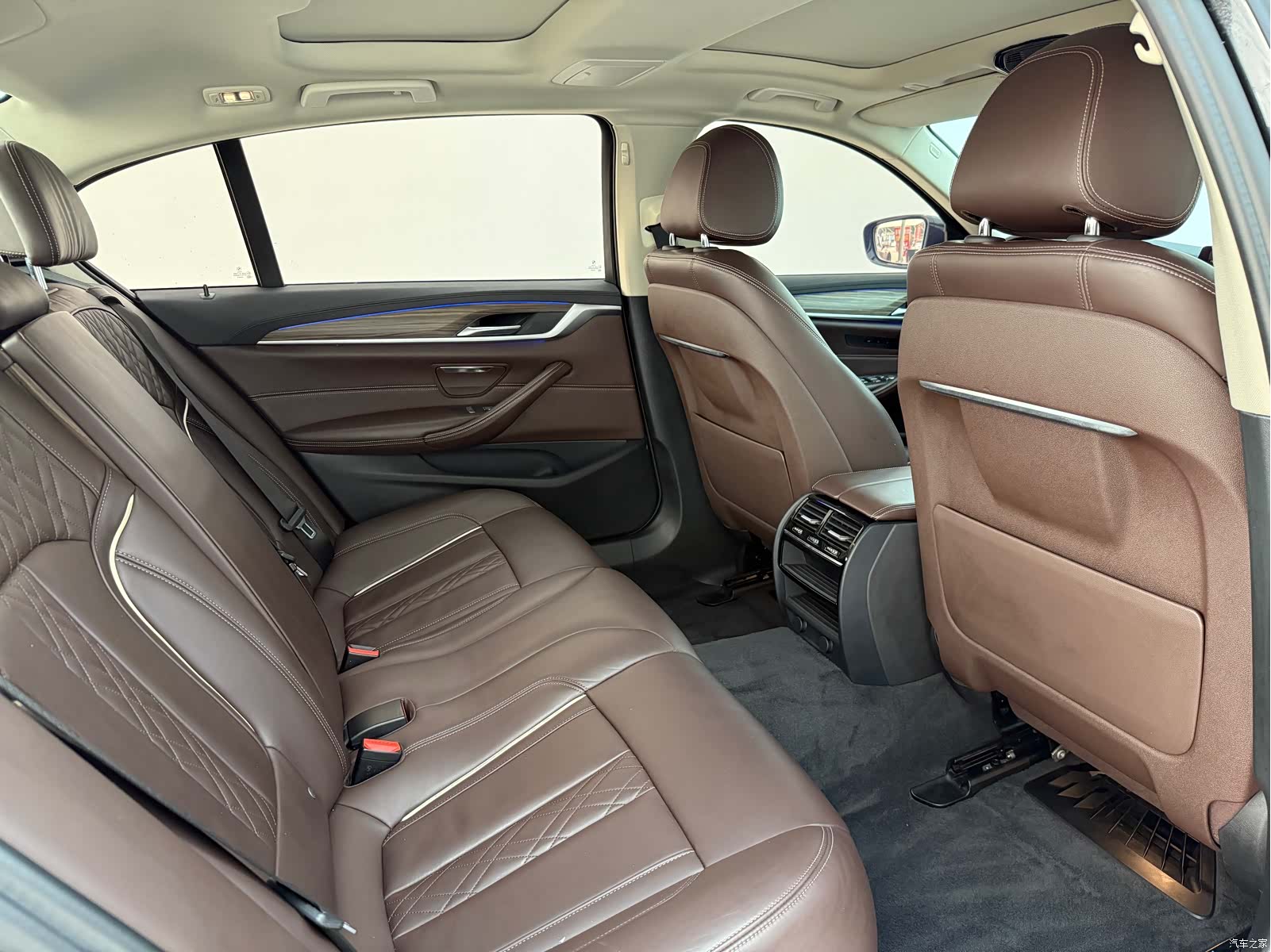 BMW 5 Series, 2019 14