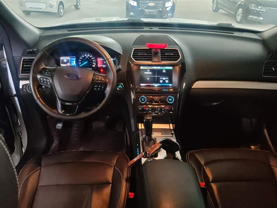 Ford Explorer Ford Explorer