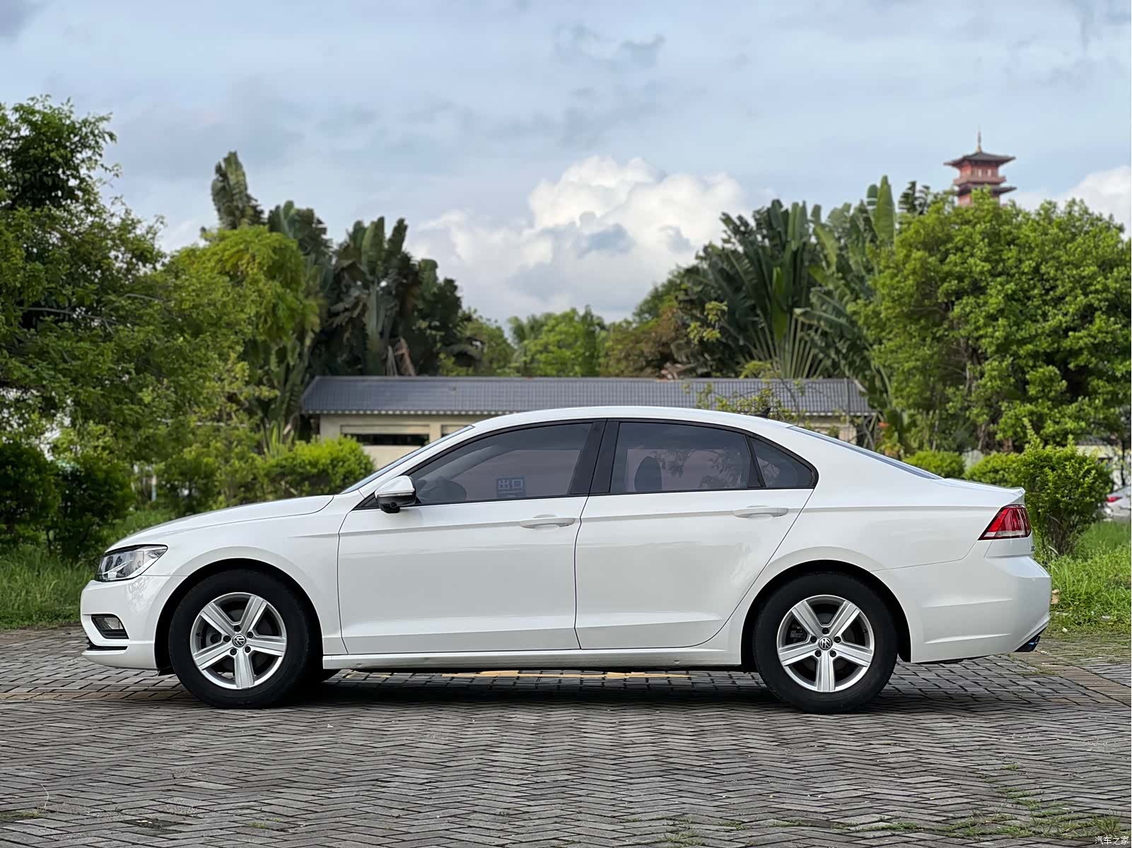 Volkswagen Lamando, 2016 7