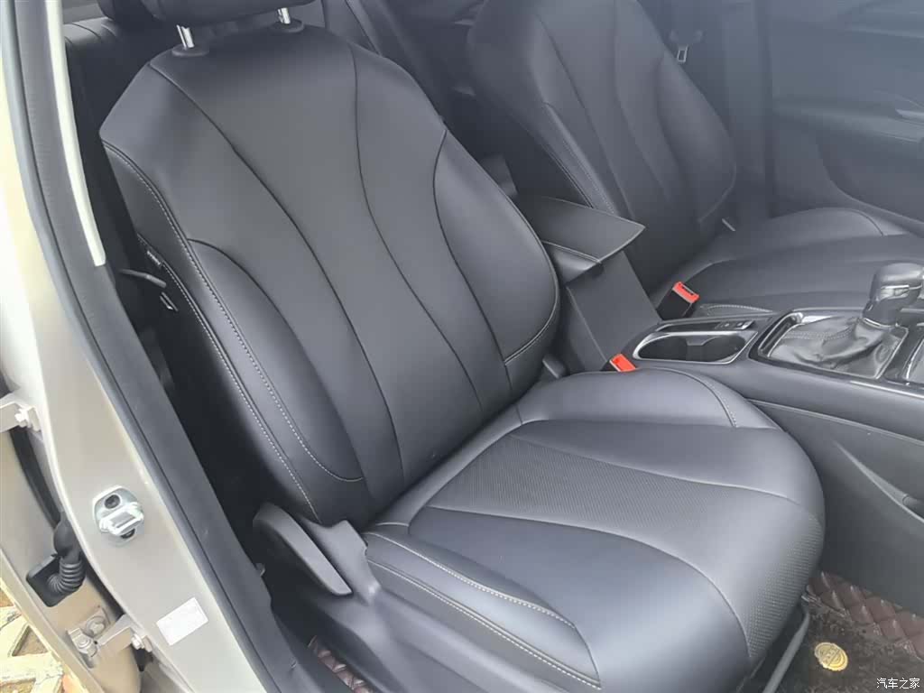 Roewe i5, 2019 25