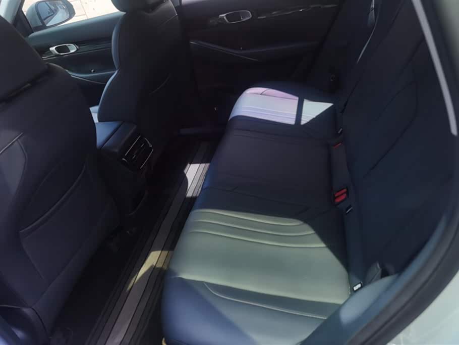 Geely Galaxy Galaxy E5