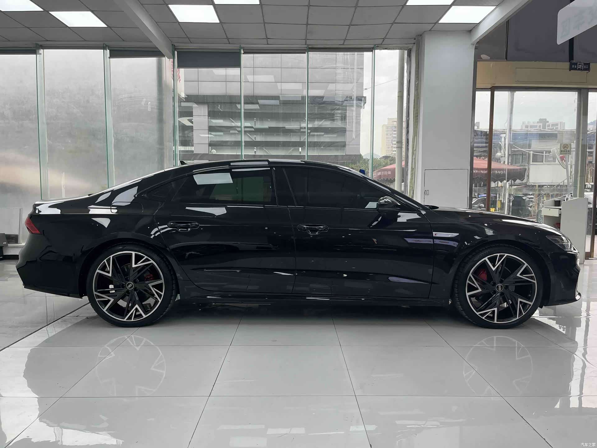 Audi A7L, 2024 7