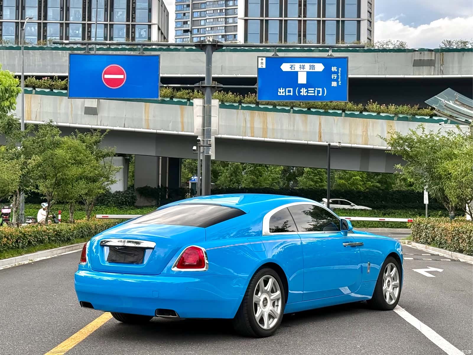 Rolls-Royce Wraith, 2021 7