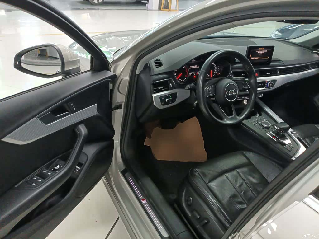 Audi A4L, 2017 12