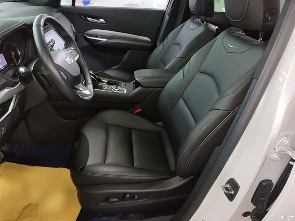 Cadillac XT4, 2021 15