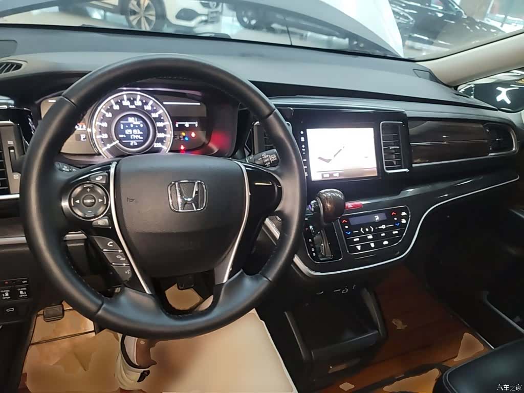 Honda Elysion, 2018 10