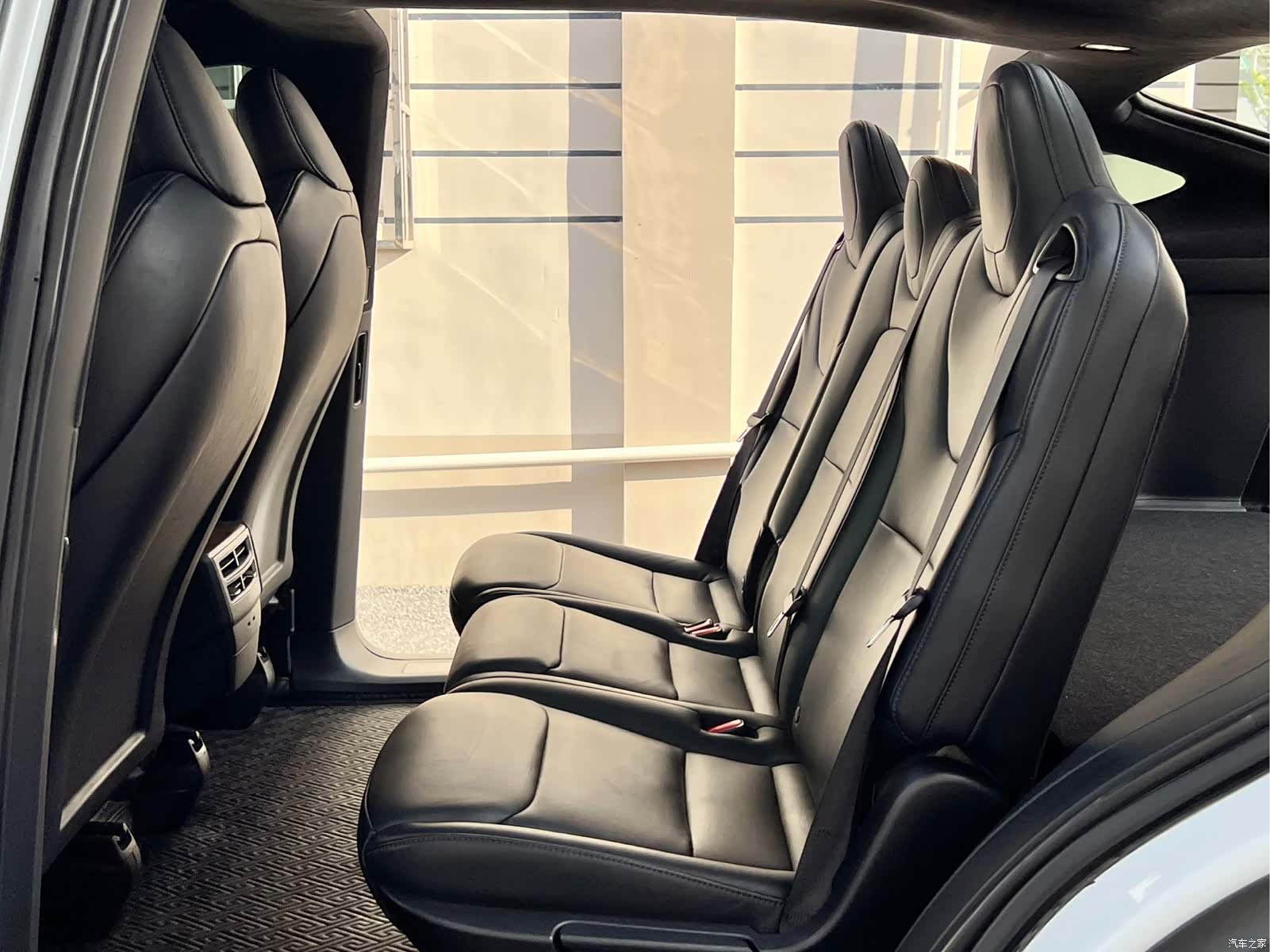 Tesla Model X, 2019 20