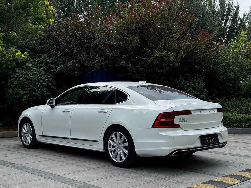 Volvo S90 Volvo S90