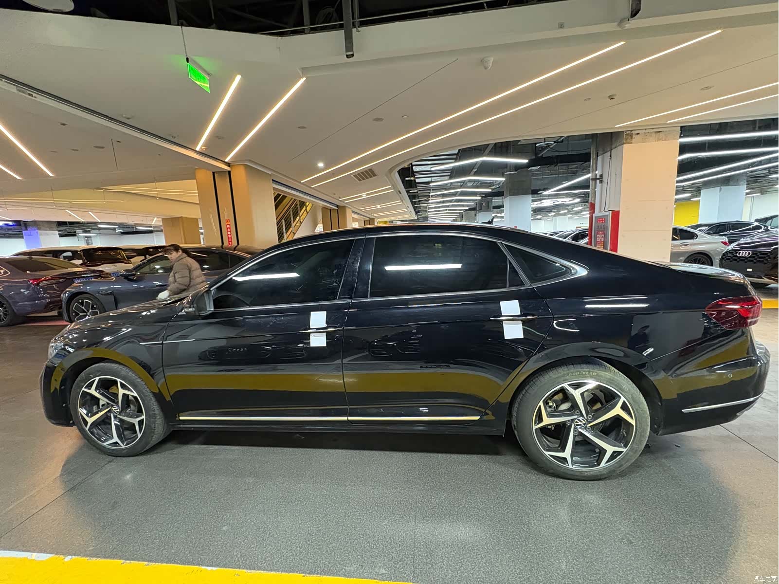 Volkswagen Passat, 2024 14