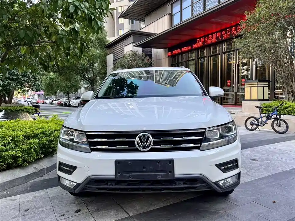 Volkswagen Tiguan L