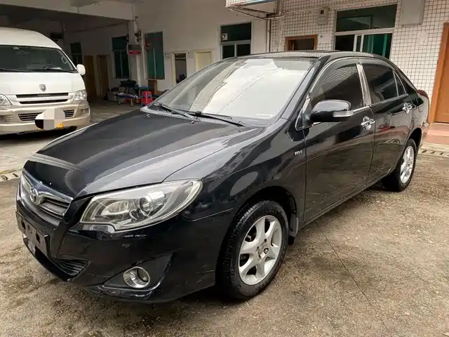 Toyota Corolla 2014 — купить из Китая под заказ