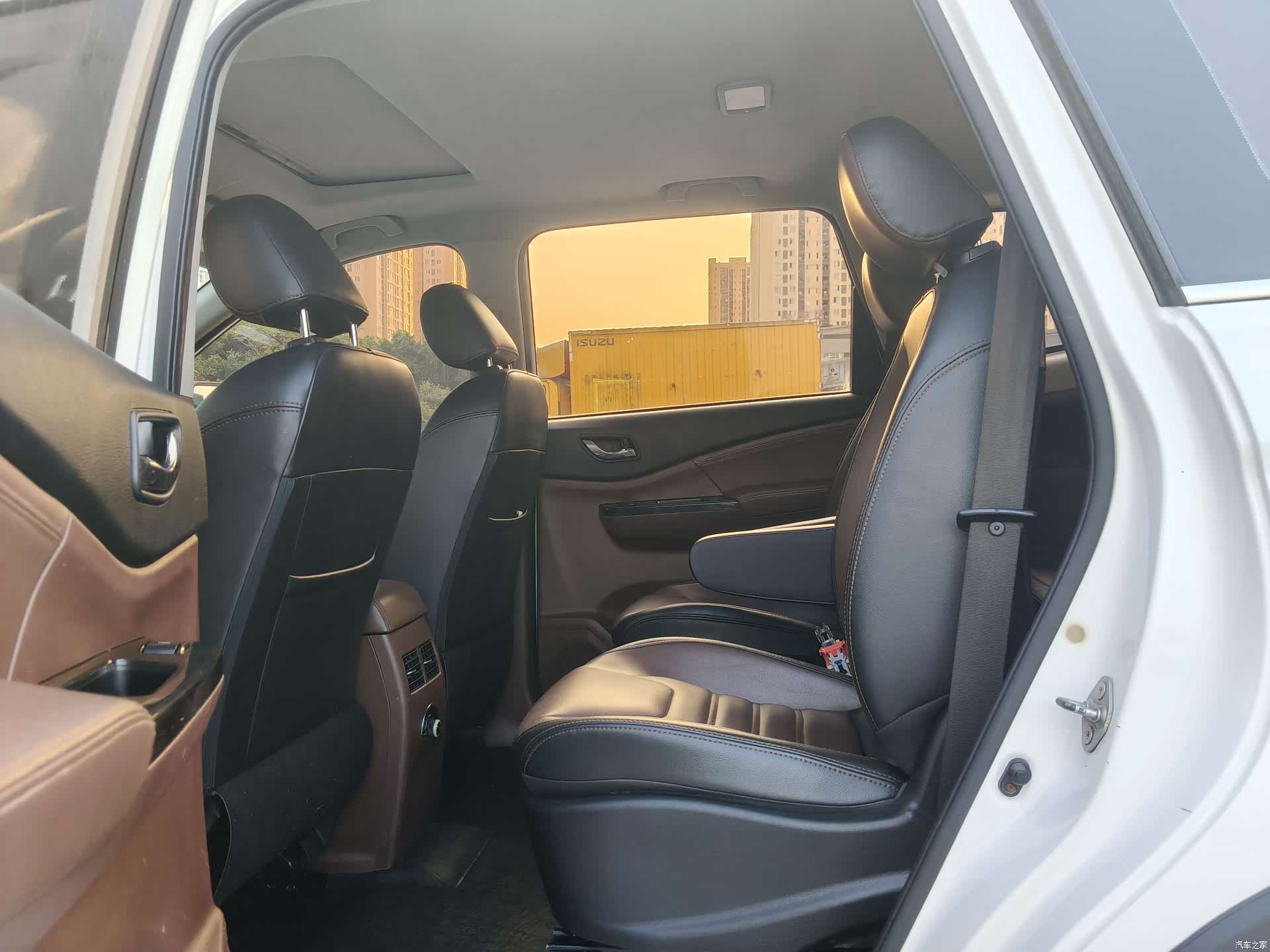 DongFeng SX6, 2016 6