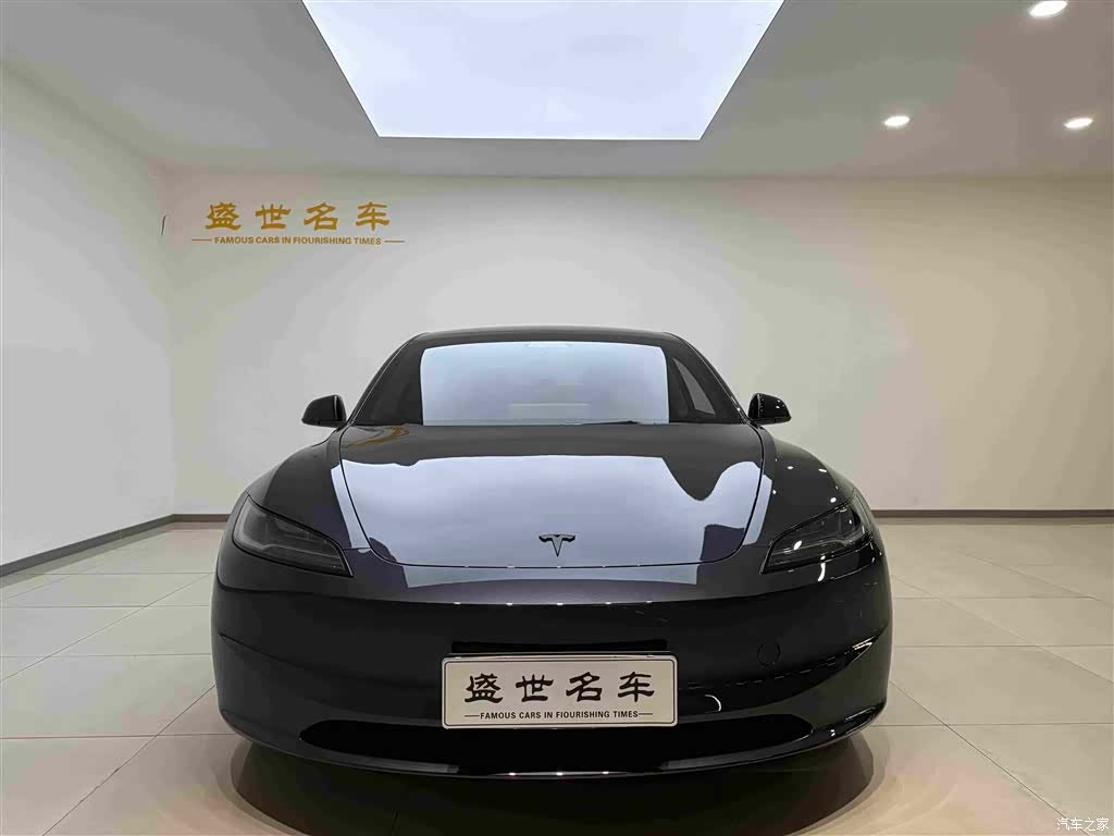 Tesla Model 3, 2025 2