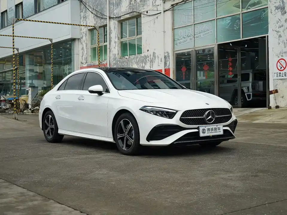 Mercedes-Benz Class A Mercedes-Benz Class A