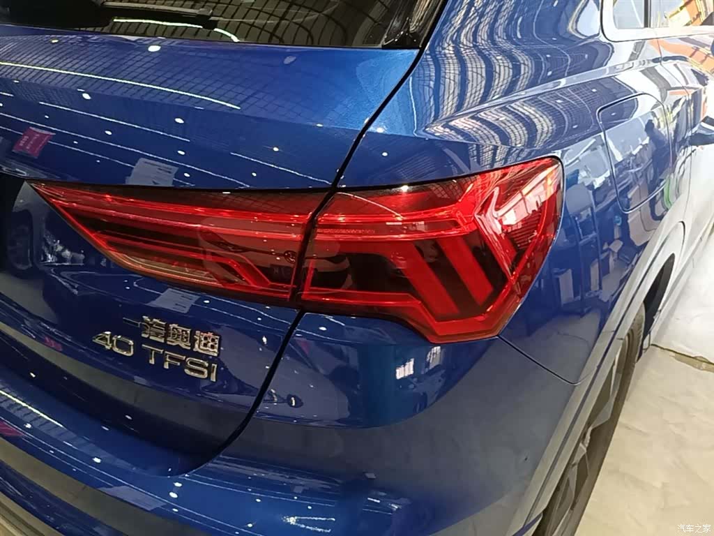 Audi Q3, 2019 8