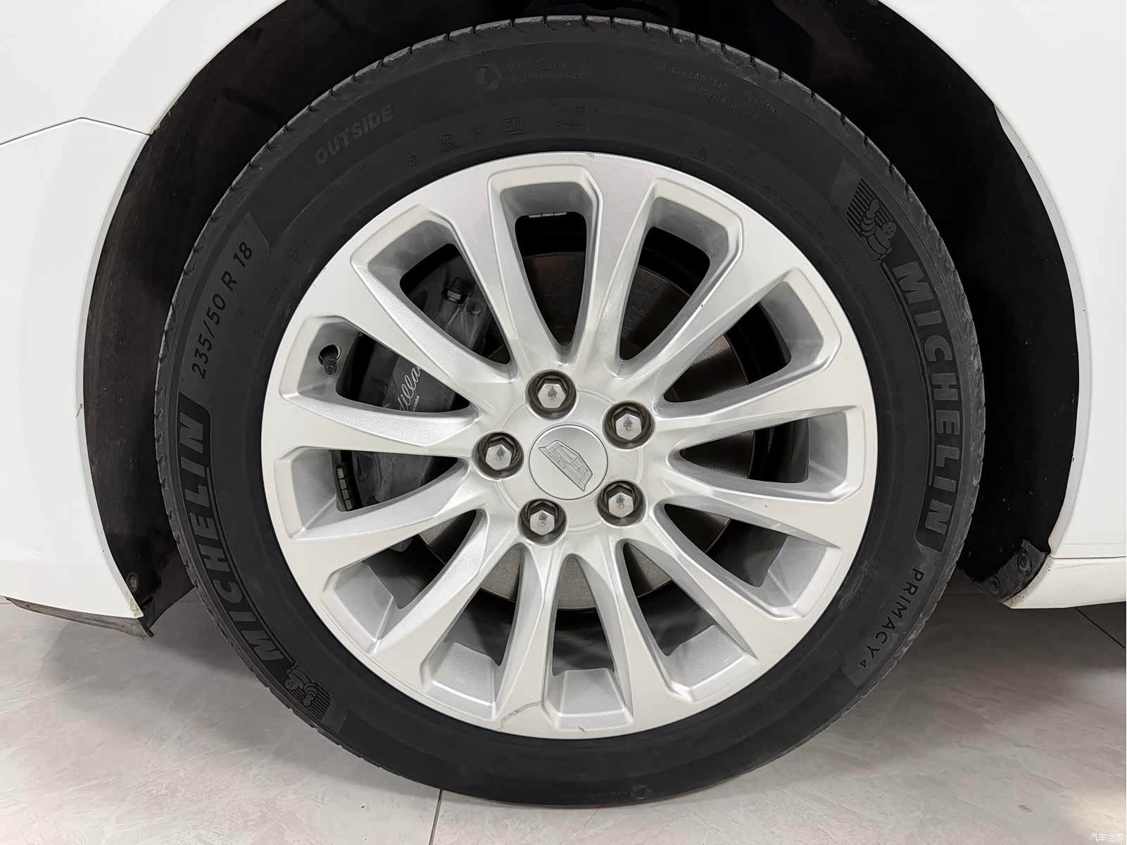 Cadillac XTS, 2019 19