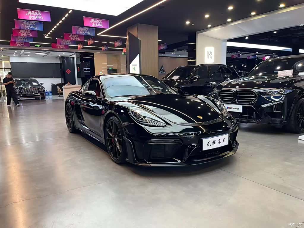 Porsche Cayman, 2019 3
