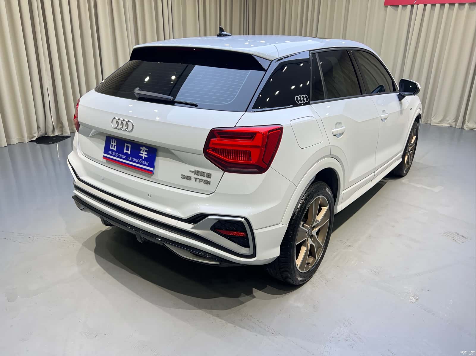 Audi Q2L, 2022 6