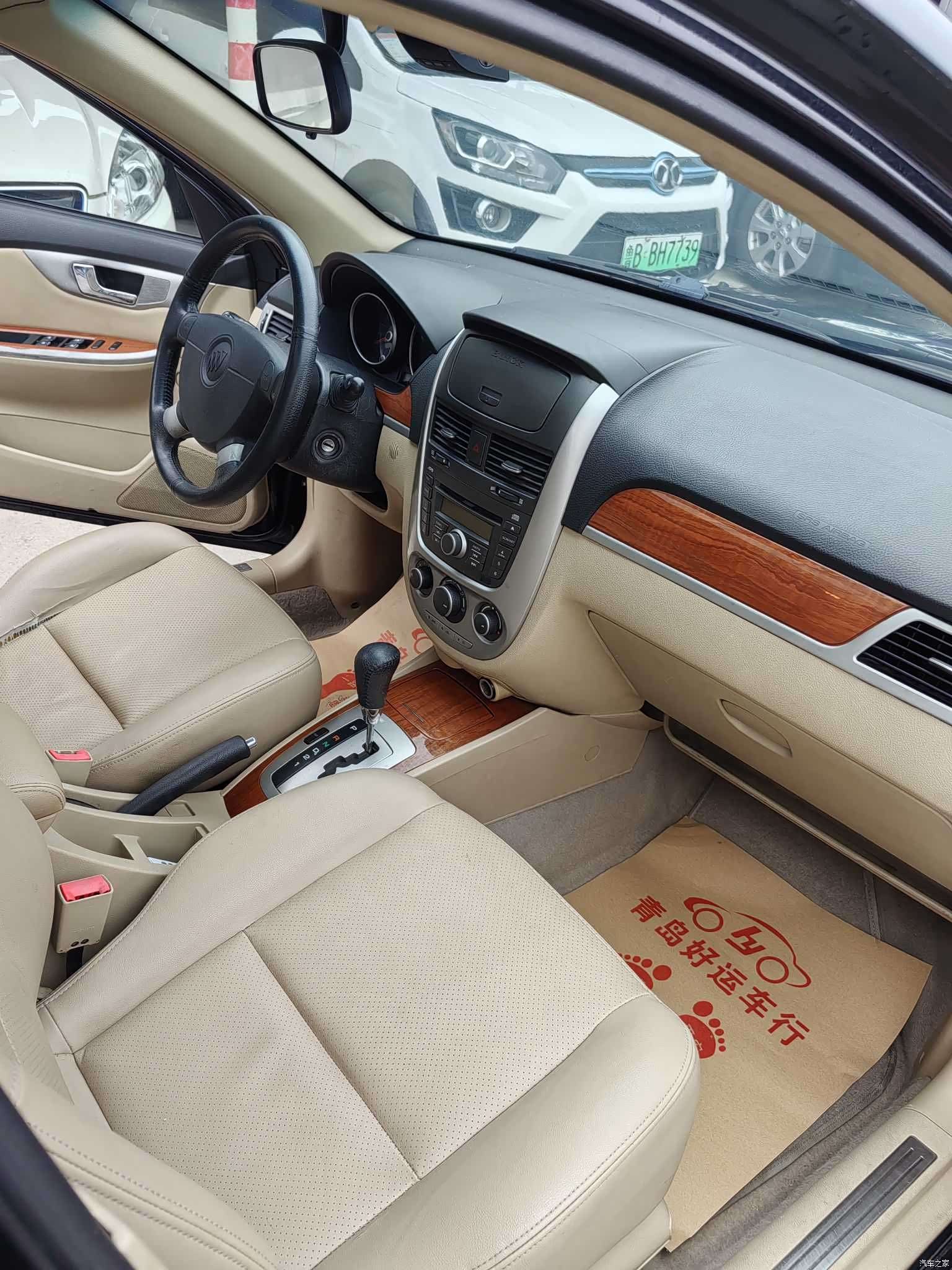 Buick 1.6LX-AT, 2012 8