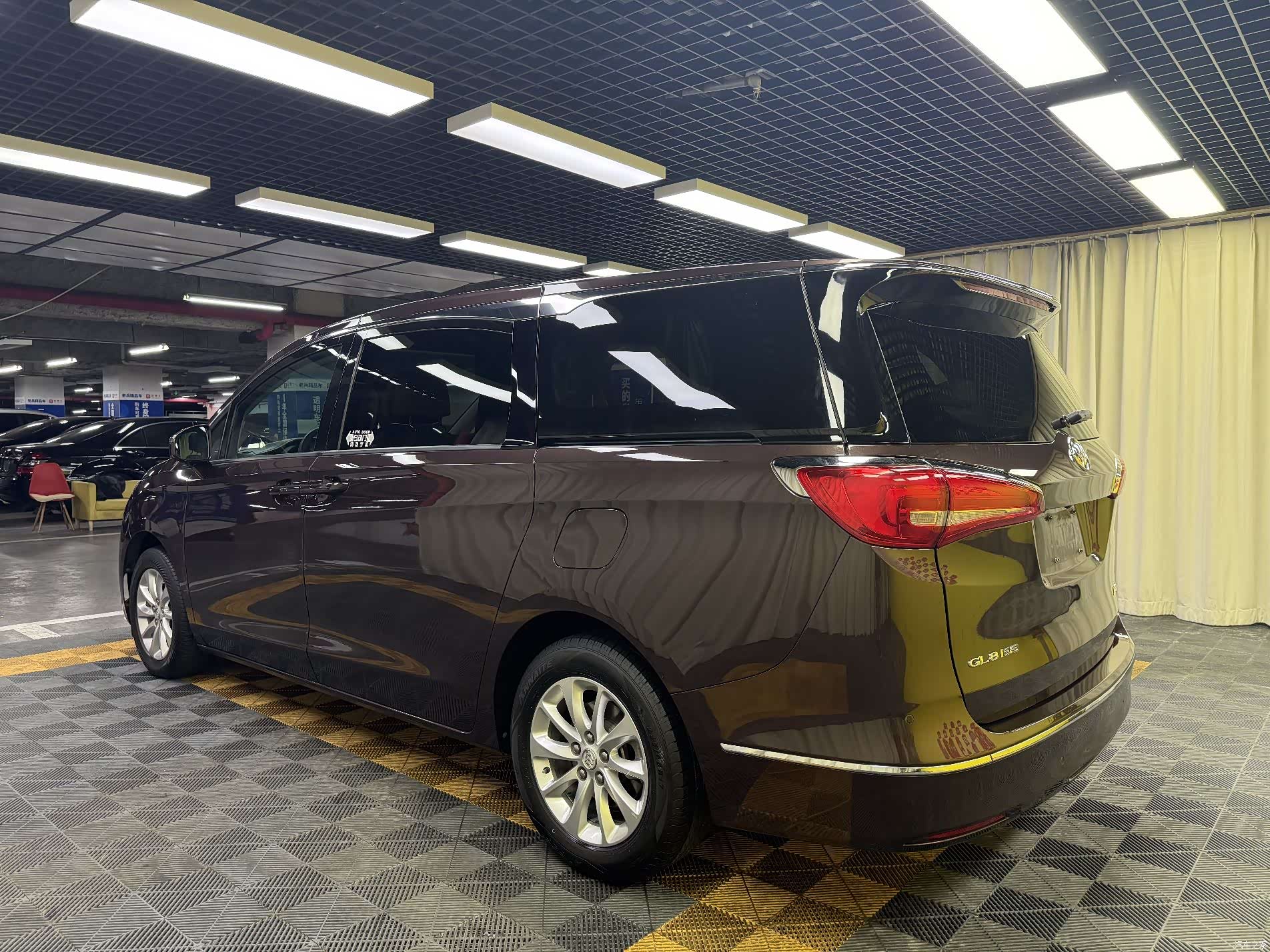 Buick GL8, 2020 6