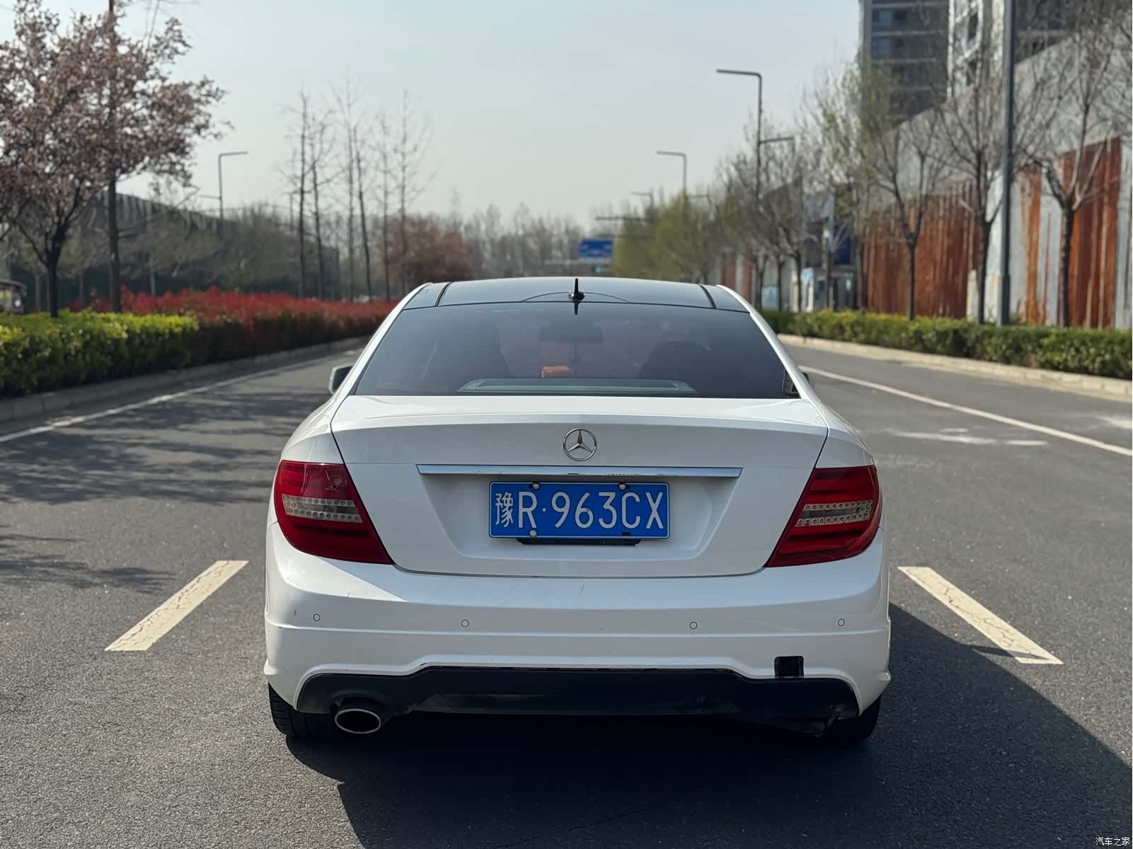 Mercedes-Benz C-Class, 2015 13