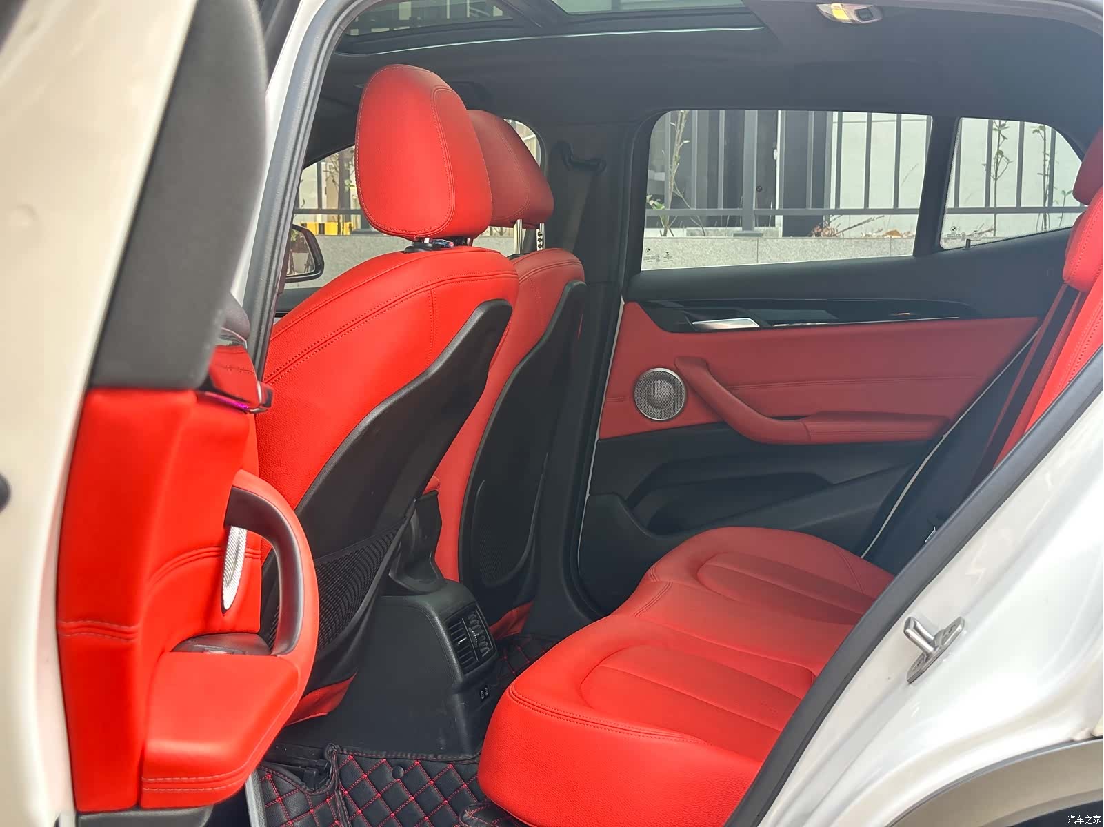 BMW X2, 2021 все фото