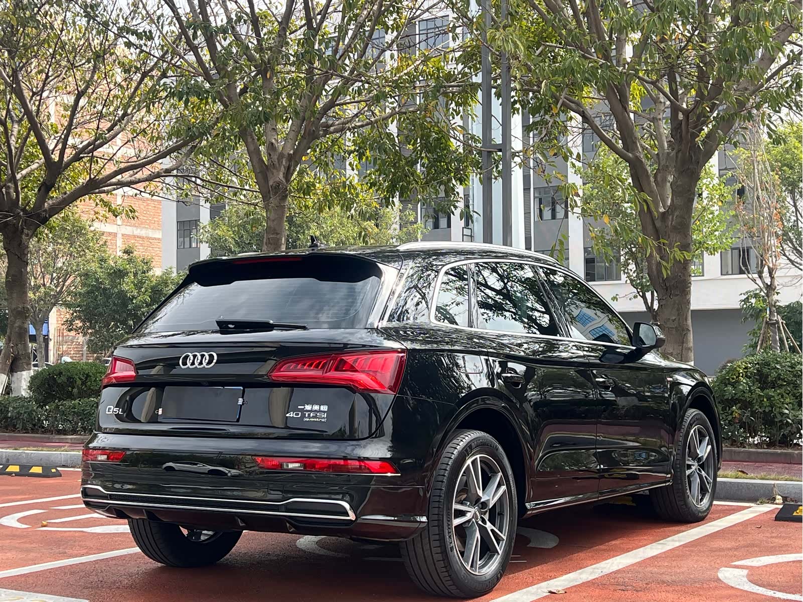 Audi Q5L, 2019 9
