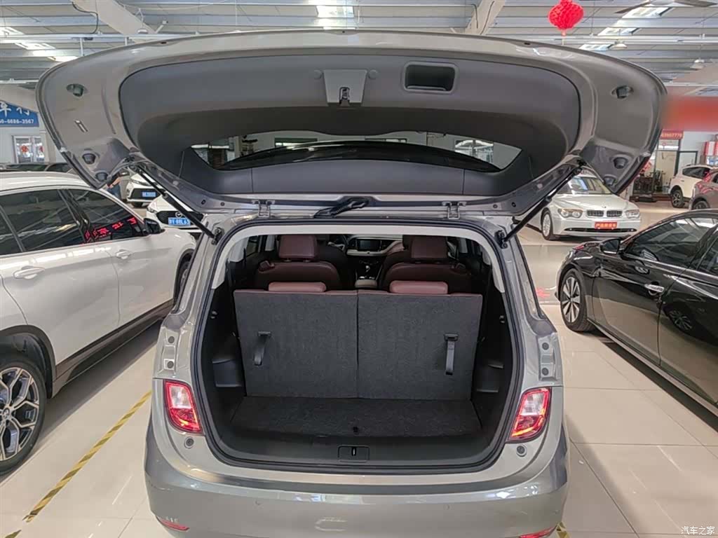 Buick GL6, 2019 15