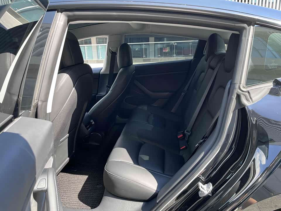 Tesla Model 3 Tesla Model 3