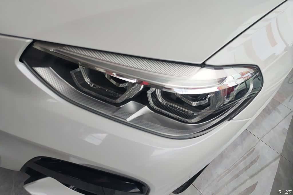 BMW X3, 2019 все фото